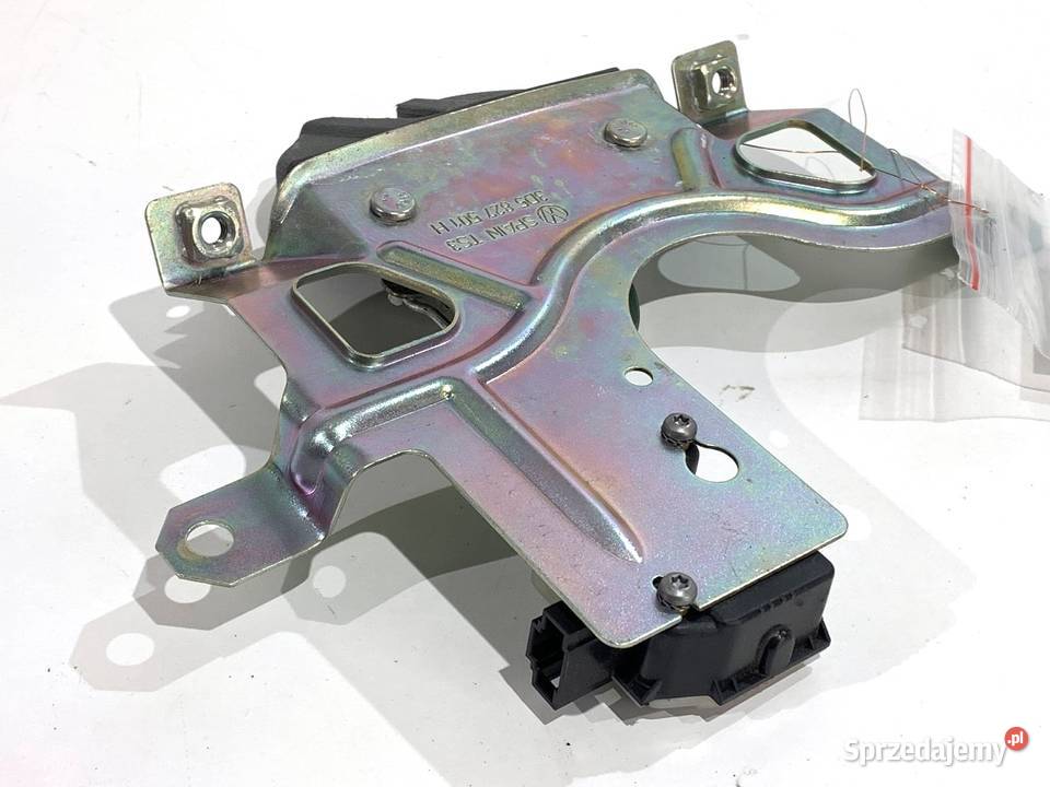 ZAMEK KLAPY TYŁ VW PHAETON SedanLimuzyna podkarpackie sprzedam