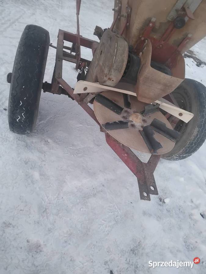 Rozsiewacz nawozów kos Bełżyce