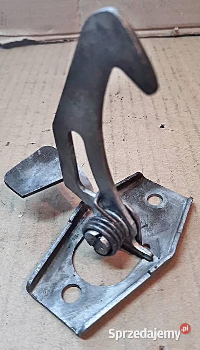 Rygiel zamka maski Volvo 960