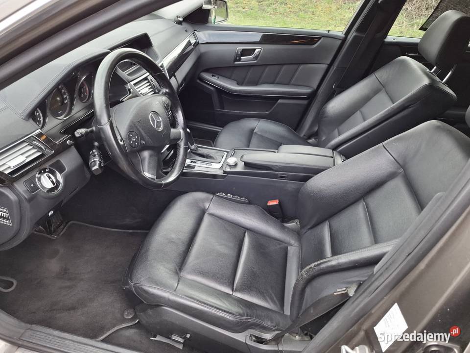 Mercedes E250CDI odtwarzacz DVD Żary