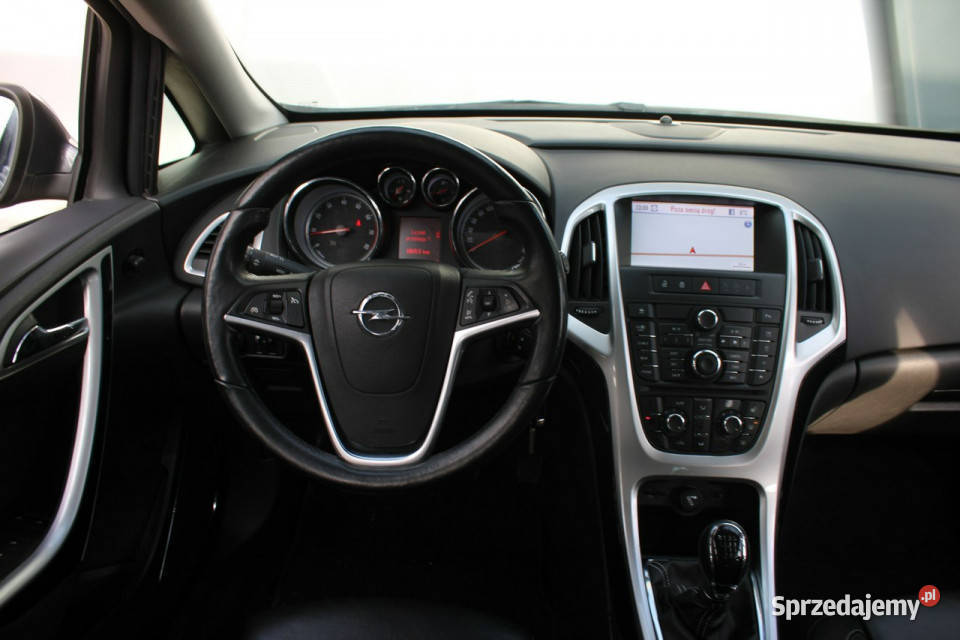 Opel Astra Bezwypadkowy bogate wyposazenieSerwis Gliwice sprzedam