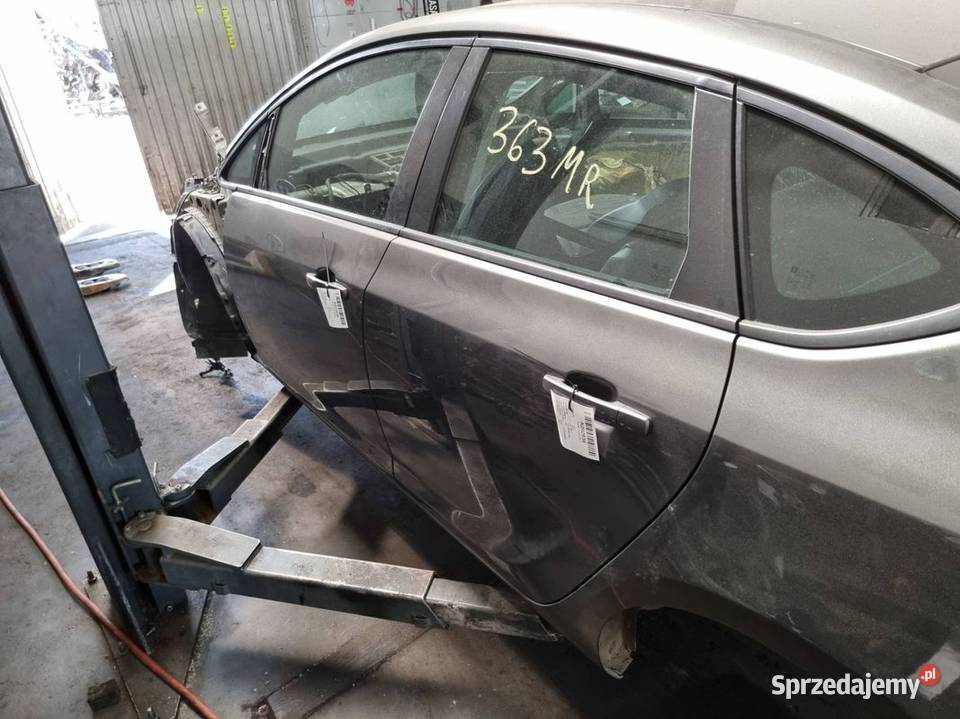 DRZWI LEWE TYŁ OPEL ASTRA J Z10A Pozostałe Lipno