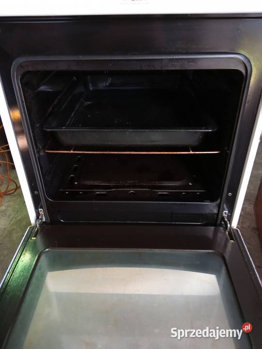 Kuchenka gazowa Mora 50 stan 100 dom działka Jaworzno