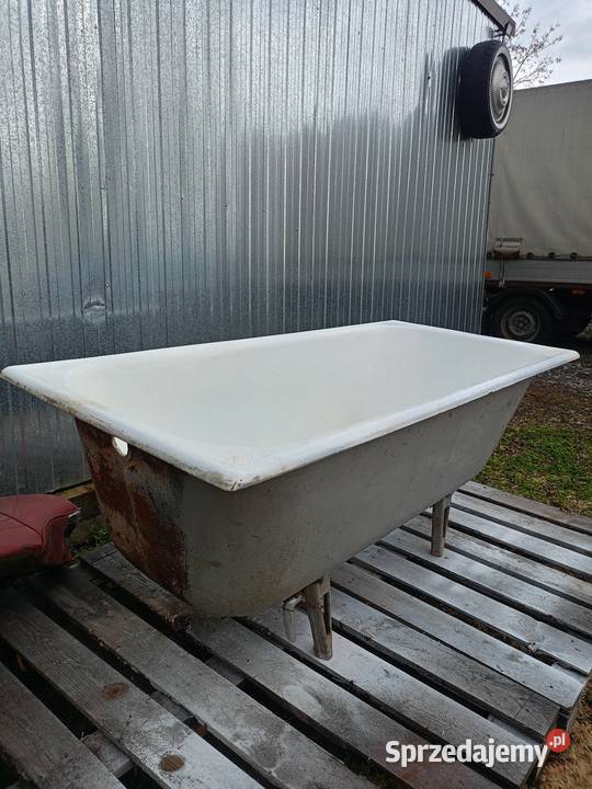 Żeliwna wanna