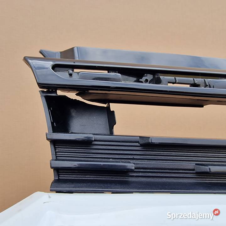 RENAULT TWINGO III LIFT ZDERZAK PRZÓD PRZEDNI