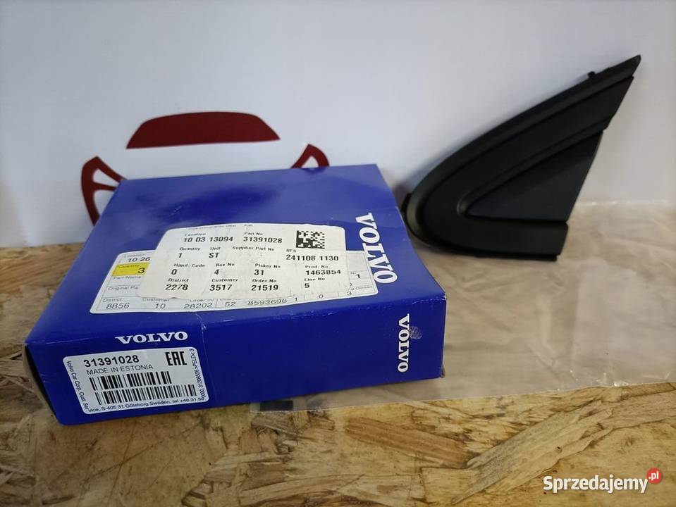 VOLVO V40 OSŁONA ZAŚLEPKA TRÓJKĄT BŁOTNIKA LEWY Pleszew sprzedam