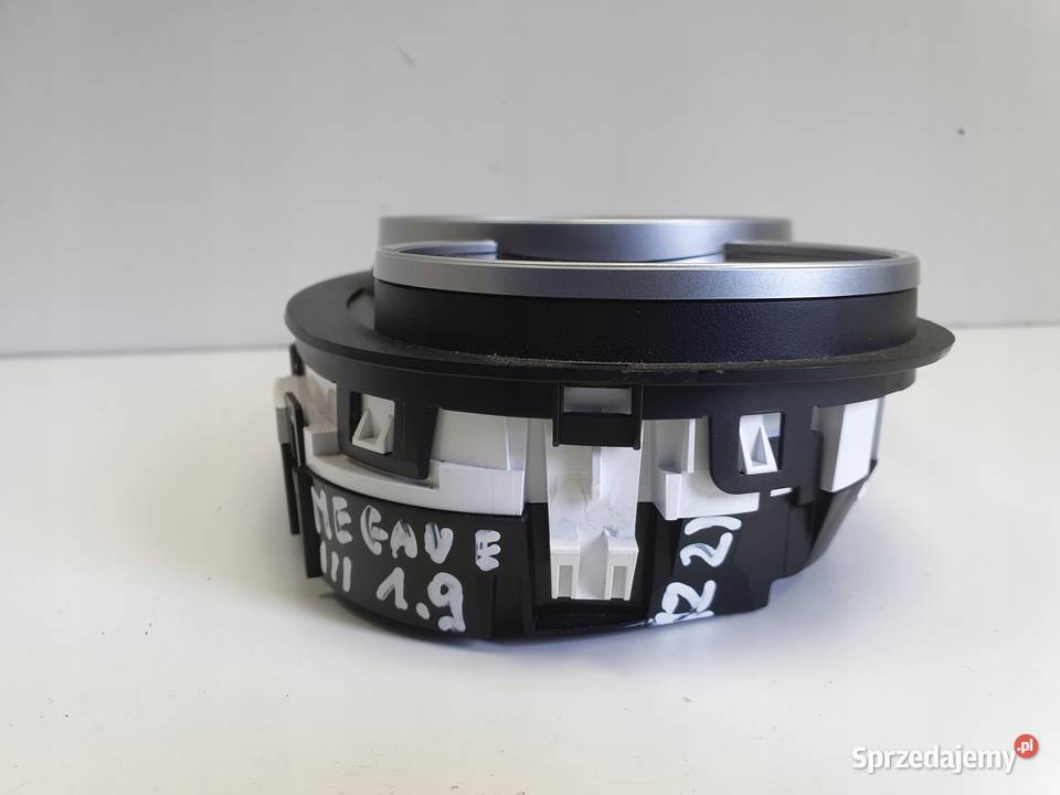 Renault Megane III benzyna LICZNIK ZEGARY Europa