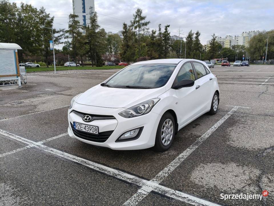 Hyundai I30 14benzyna LPG salon polska 100KM Samochody osobowe Rzeszów
