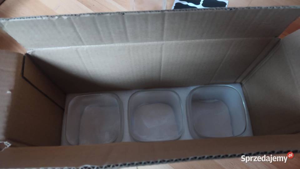 Słoik z pokrywką do przechowywania np mąki cukru Książ Wielkopolski sprzedam