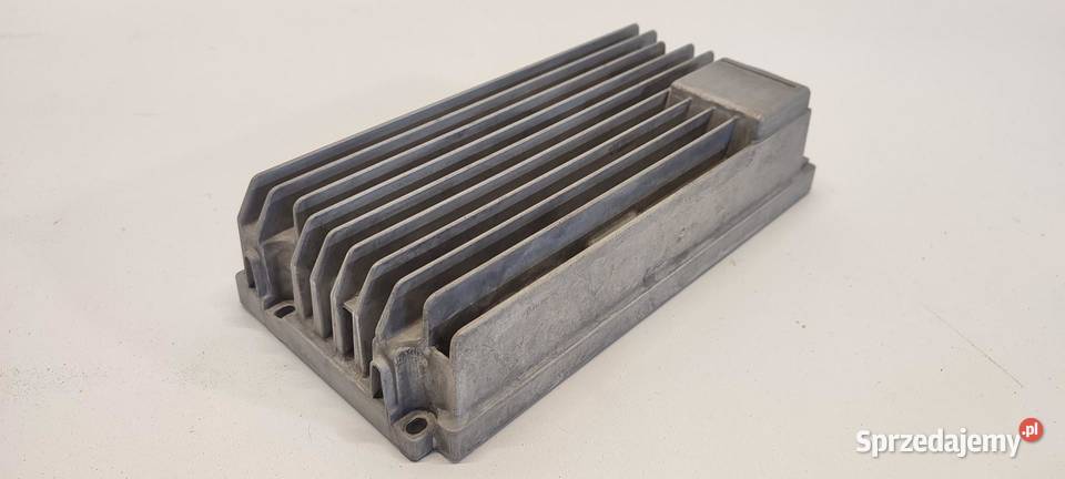 AUDI A4 B8 A5 8T WZMACNIACZ BANG OLUFSEN