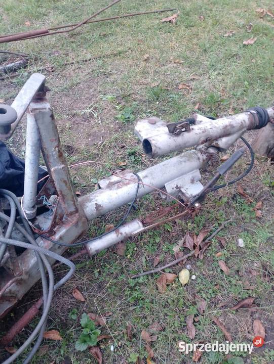 Laweta uchylna przyczepa solidna zarejestrowana Brodnica