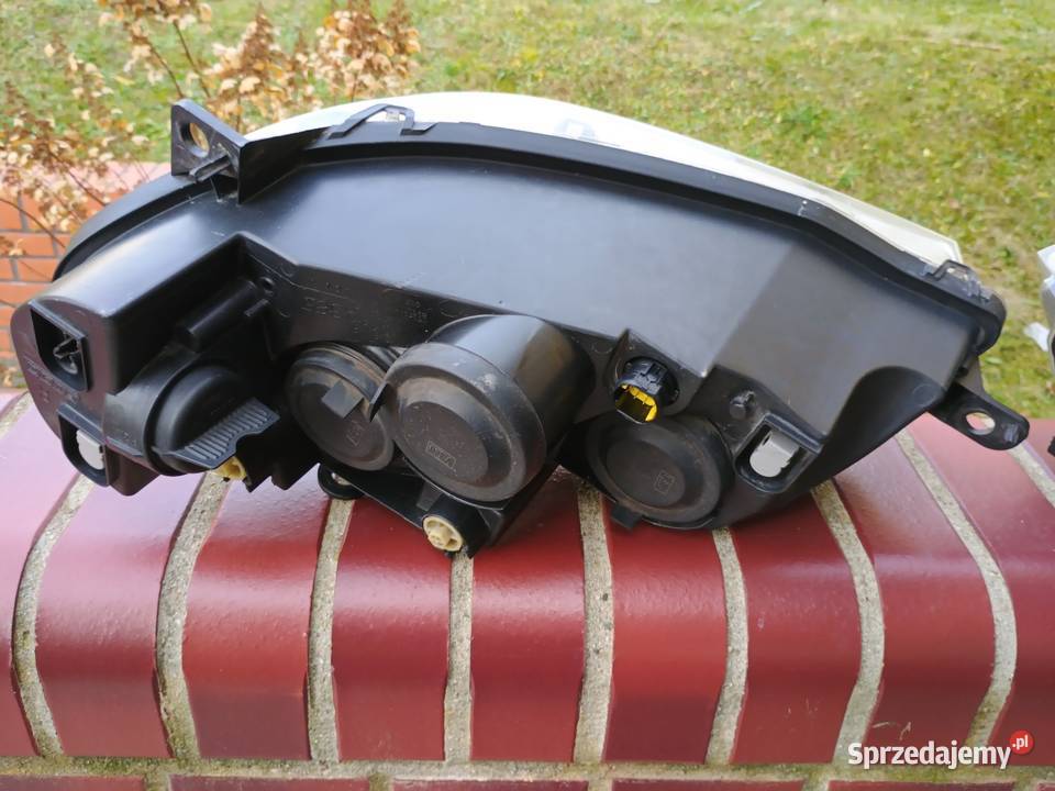 Lampy przednie komplet lewa i prawa do Fiata Lampy przednie Wodzisław Śląski sprzedam