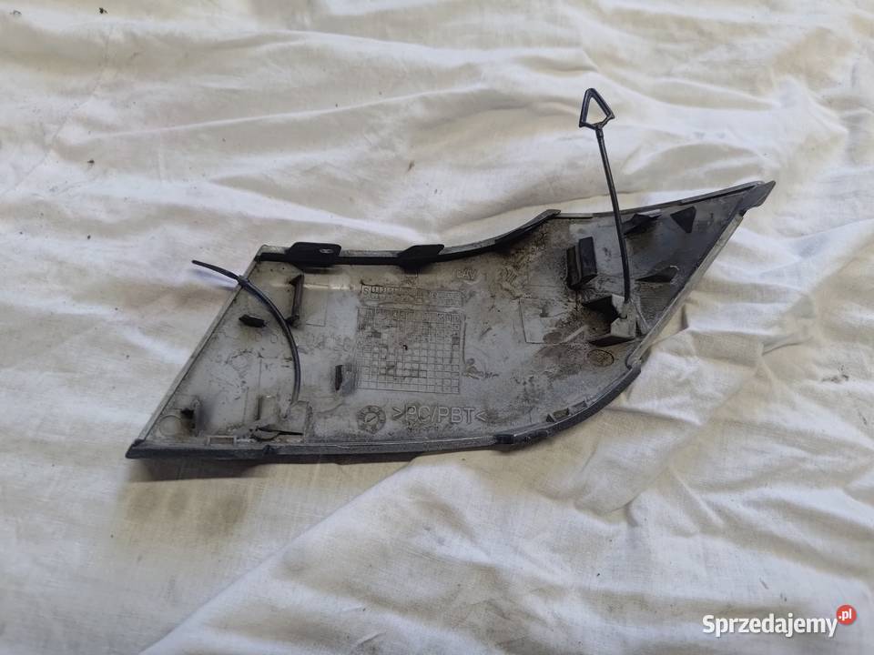 ZAŚLEPKA HAKA ZDERZAKA PRZÓD PRZEDNIA MERCEDES Lwówek sprzedam