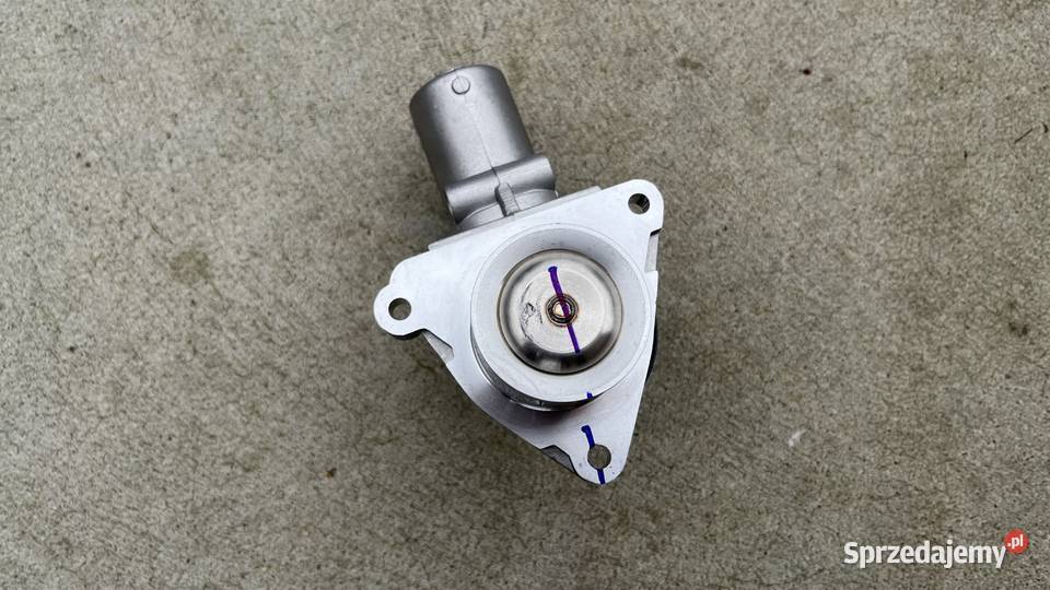 Zawór EGR 284102F000 Nowy Oryginalny KIA Sorento Nur