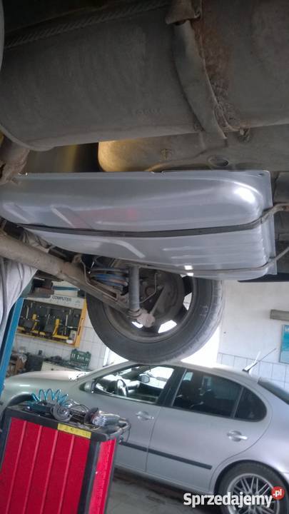 Opel Astra F Kombi 16 8v 1995r światła przeciwmgielne Astra Łąck