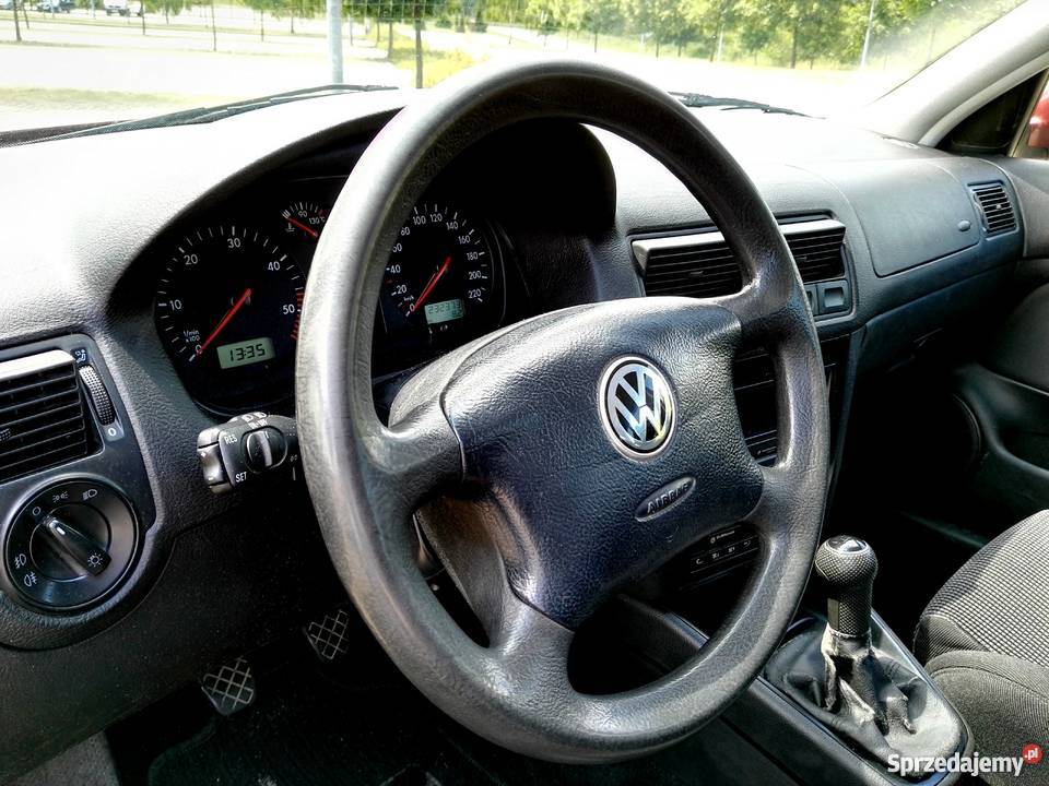 VW Golf IV 19 TDI 90 welurowa tapicerka Golf Częstochowa