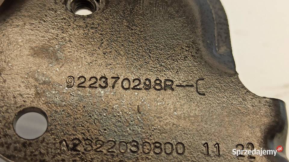 DACIA DUSTER II UCHWYT POMPY WODY 922370298R