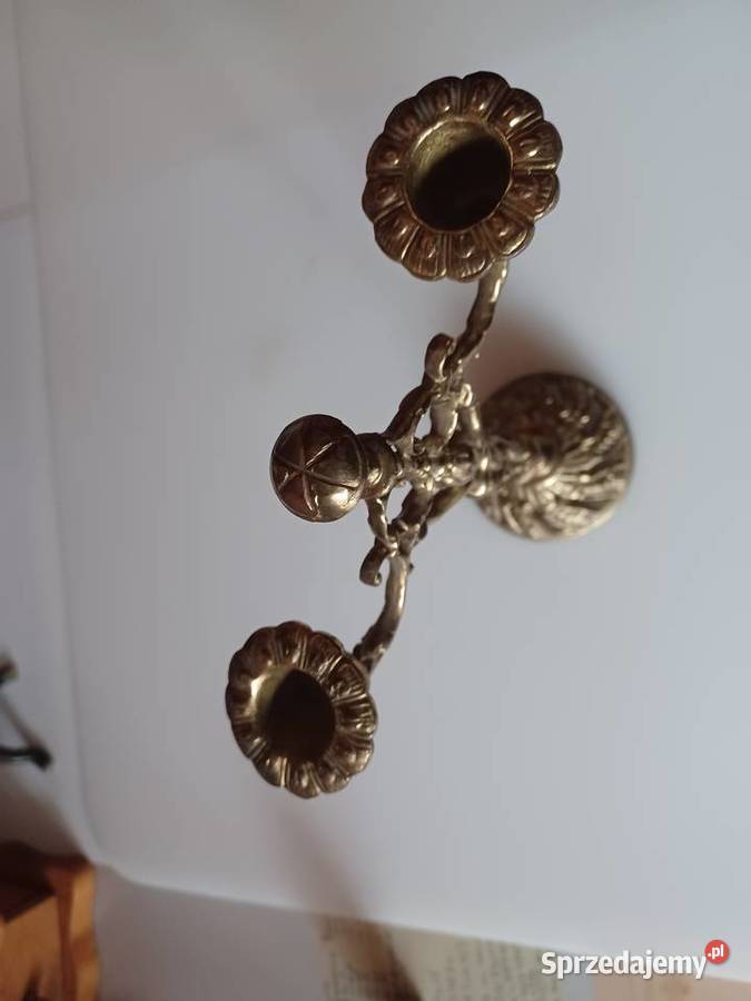 Piękny mosiężny świecznik figuralny Kolekcja
