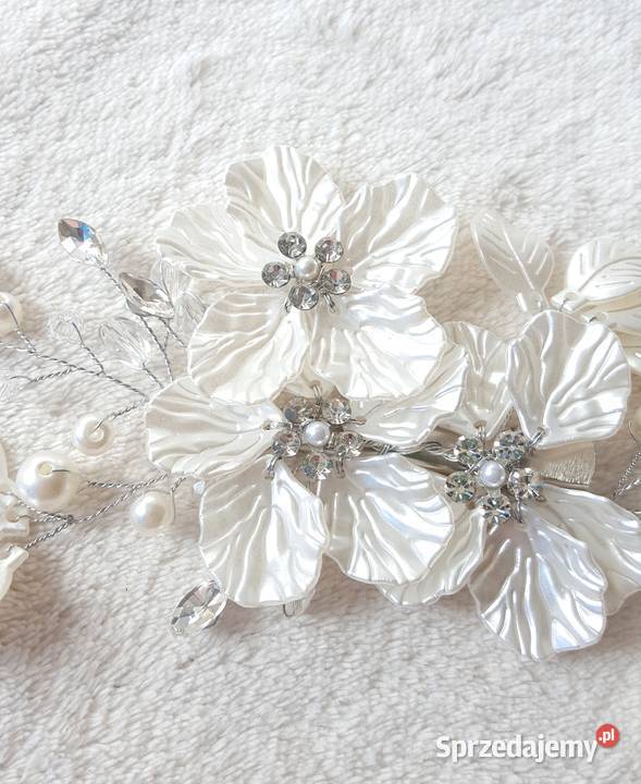 Spinka do włosów kwiaty białe koraliki róże Szczecin