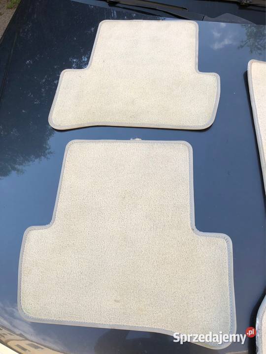 Dywaniki mercedes w204 welur oryginalne Gdańsk