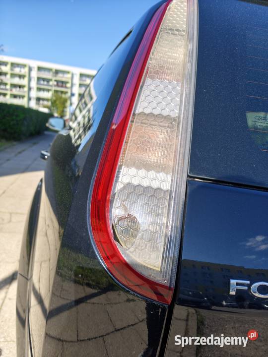 Ford Focus MK2 2009 20 BenzynaLPG 145W Kartuzy sprzedam