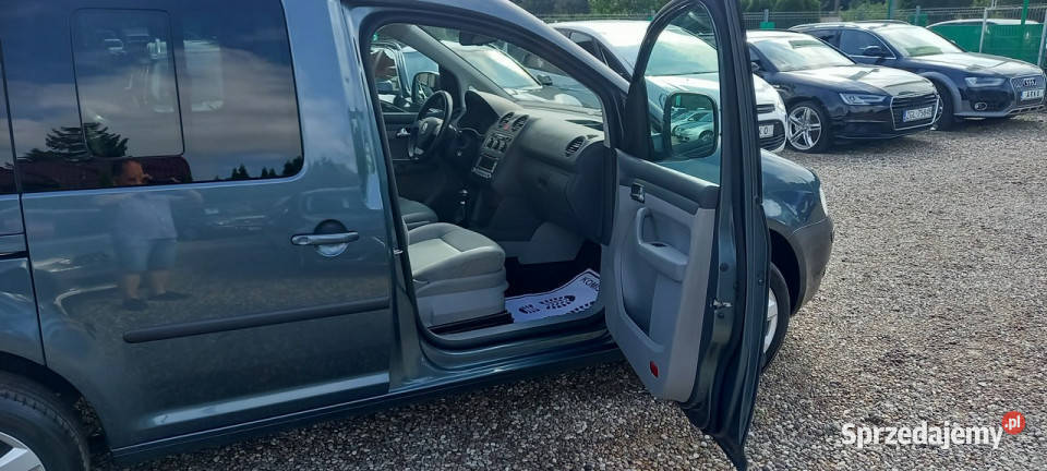 Volkswagen Caddy serisowany 2 x drzwi przesuwne Rok produkcji 2009 Zieleniewo
