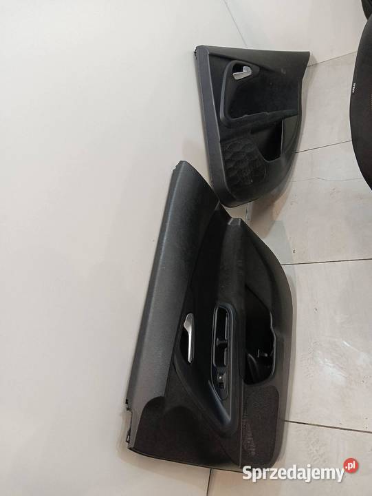 FOTELE KANAPA BOCZKI EU KPL HB Fiat Tipo II 2016