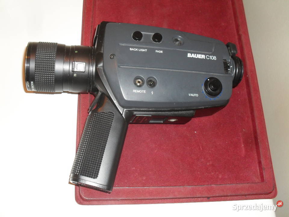 Kolekcjonerska Kamera BAUER C108 przybliża jak lornetka