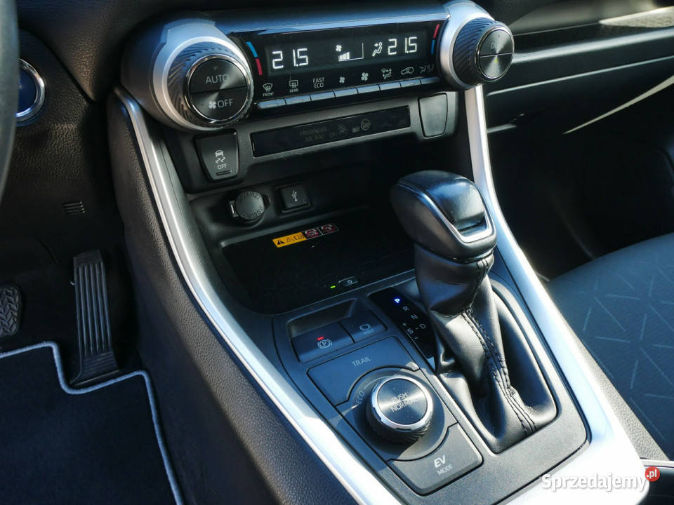 Toyota RAV4 25 Hybrid 222 Comfort 4x4 AWD Hak czujnik martwego pola Goczałkowice-Zdrój