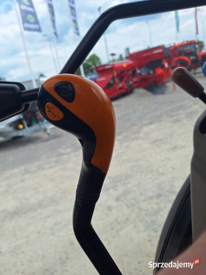 Ciągnik sadowniczy John Deere 5090 GF Lipnik sprzedam