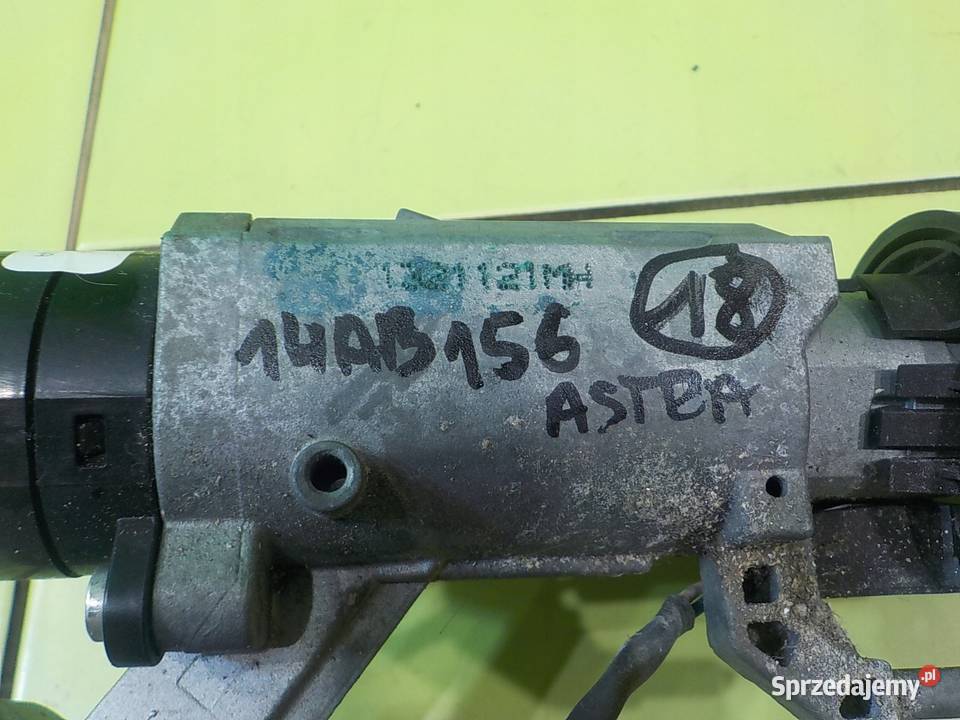 OPEL ASTRA IV J 11r 5D HB stacyjka z kluczykiem Suków