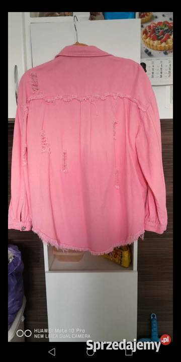Bluza z przetarciami różowy Bluzki i koszule Moszczenica