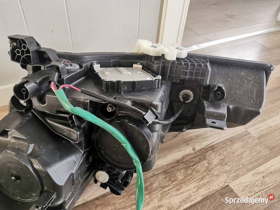 lampa lewa przód NISSAN LEAF 2 II 260105sh5a dolnośląskie