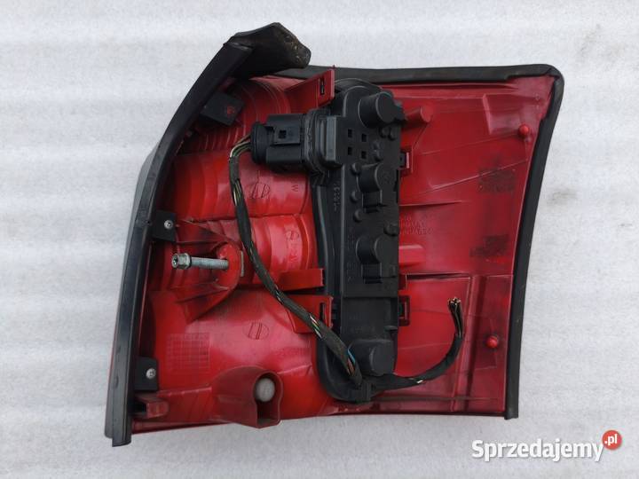Lampa Lewy Tył Tylna Lewa Audi A4 B6 Avant Wyszków