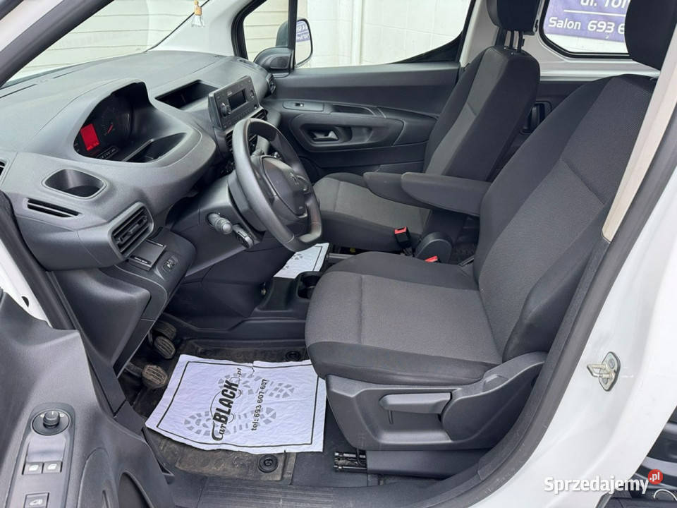 Peugeot Partner XL LONG 5 osobowy Pisemna furgon Konin