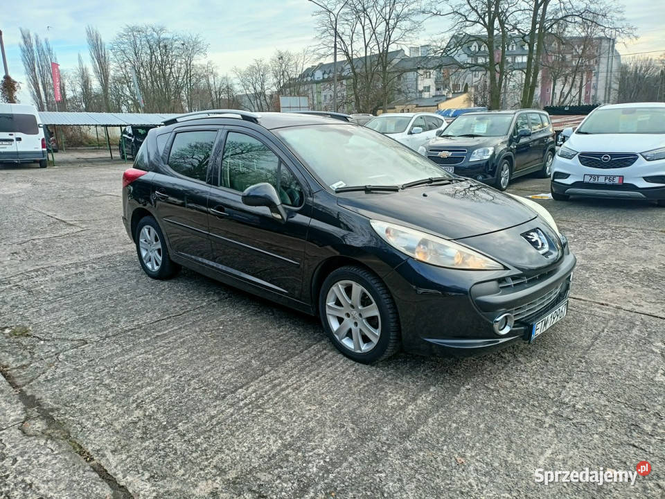 Peugeot 207 SW zadbany serwisowany elektryczne lusterka Tomaszów Mazowiecki sprzedam