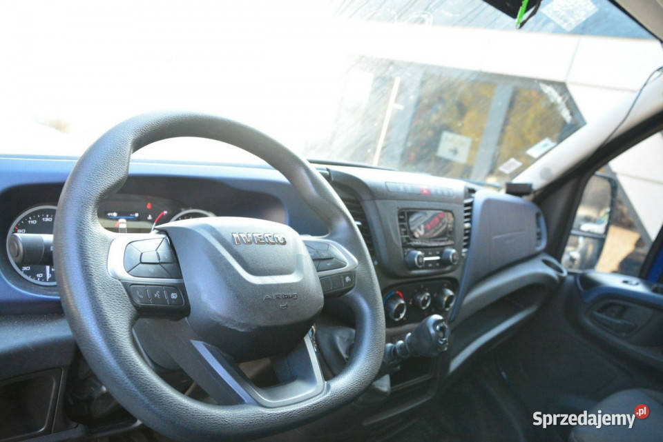 Iveco Daily 35S14N KONTENER RAMPA full servis mazowieckie