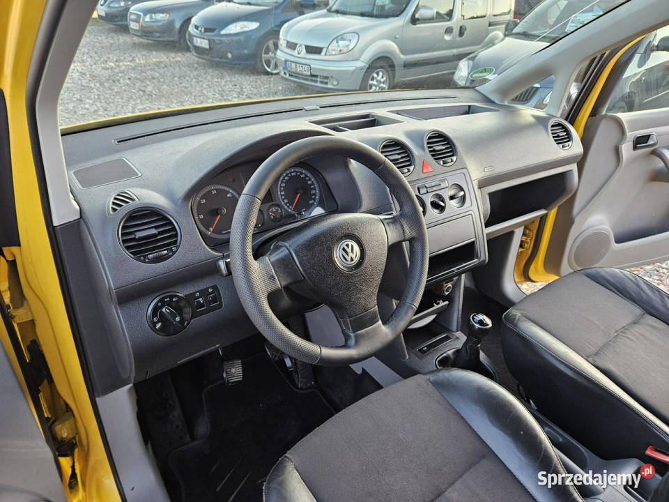 Volkswagen Caddy Zarejestrowany Niezawodny Rok produkcji 2006 Kisielice