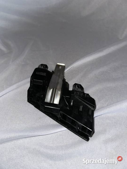 BMW X1 F48 LIFT LCI ŚLIZG MOCOWANIE LAMPY LEWE Części samochodowe wielkopolskie Leszno