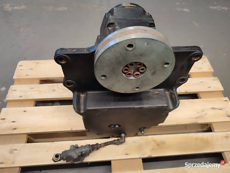 Przedni WOM 32028376A JCB Fastrac 8310 wielkopolskie Wilkowo sprzedam