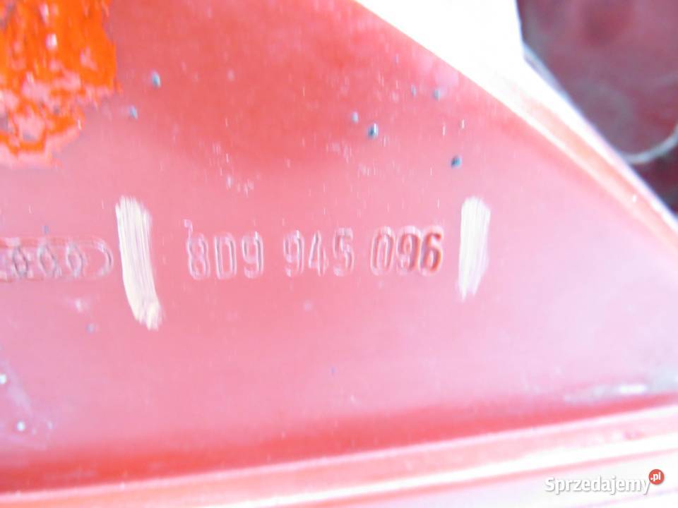 LAMPA PRAWA TYLNA AUDI A4 B5 Avant 8D9945096 Lampy tylne