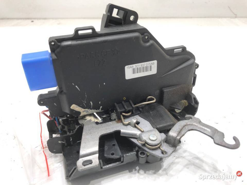 ZAMEK DRZWI LEWY PRZÓD VW GOLF V Hatchback