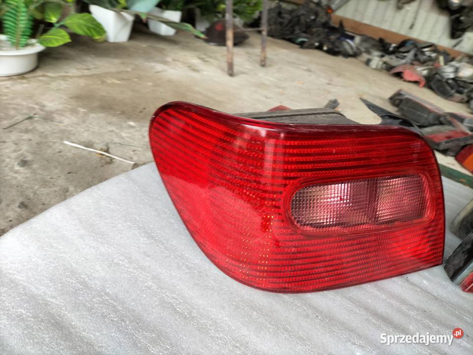 Xsara LAMPA TYŁ LEWA PRAWA Kamień-Kolonia