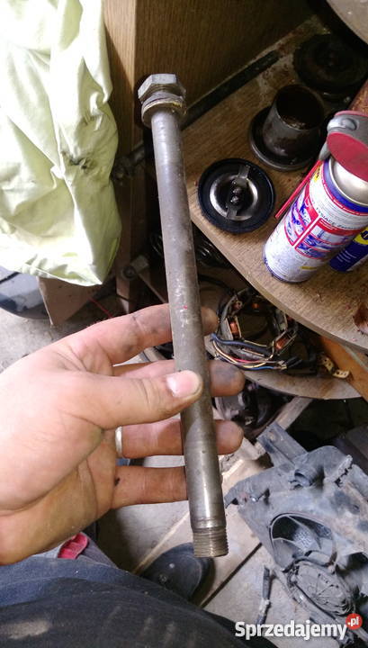 Tuleja wahacza wsk 125 Pozostałe