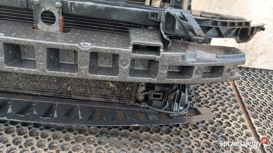 VW GOLF V 16B PAS PRZEDNI KOMPLET osobowe Zbierkowo