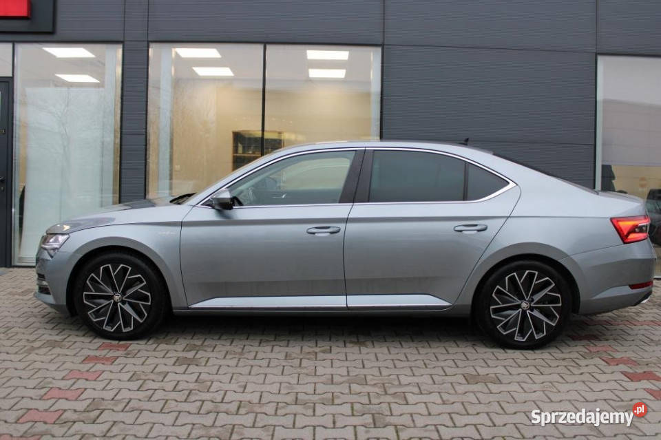 Skoda Superb 2020r FV23 1wł Salon 272 4x4 mazowieckie Warszawa