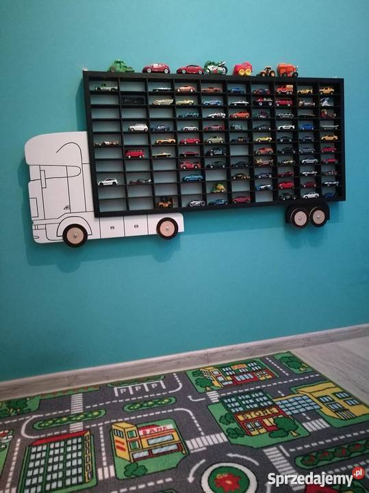 Półka na resoraki Hot Wheels itp na 100 ponad 20 Łąki Bratiańskie