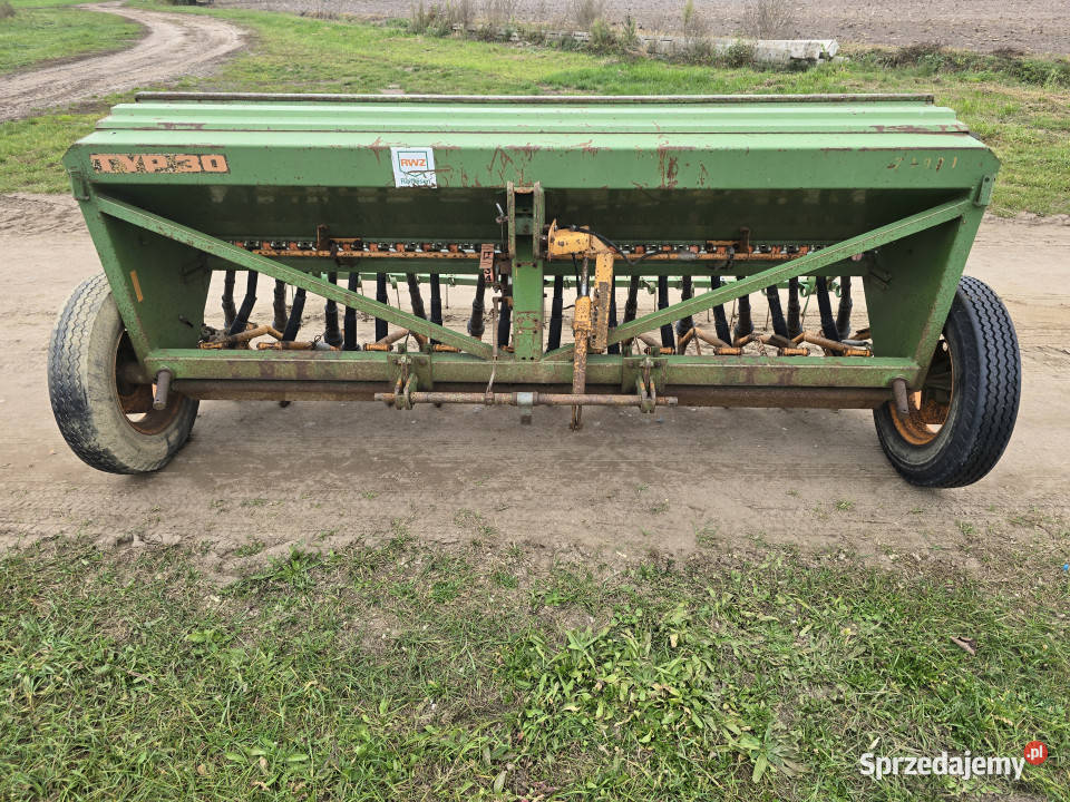 Siewnik AMAZONE D7 SUPERS Typ 30 3 m nieuszkodzony Drężewo