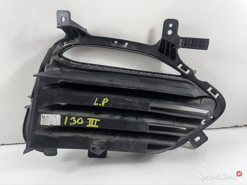 HYUNDAI I30 III ATRAPA KRATKA W ZDERZAK PRZOD osobowe Pozostałe Międzychód sprzedam