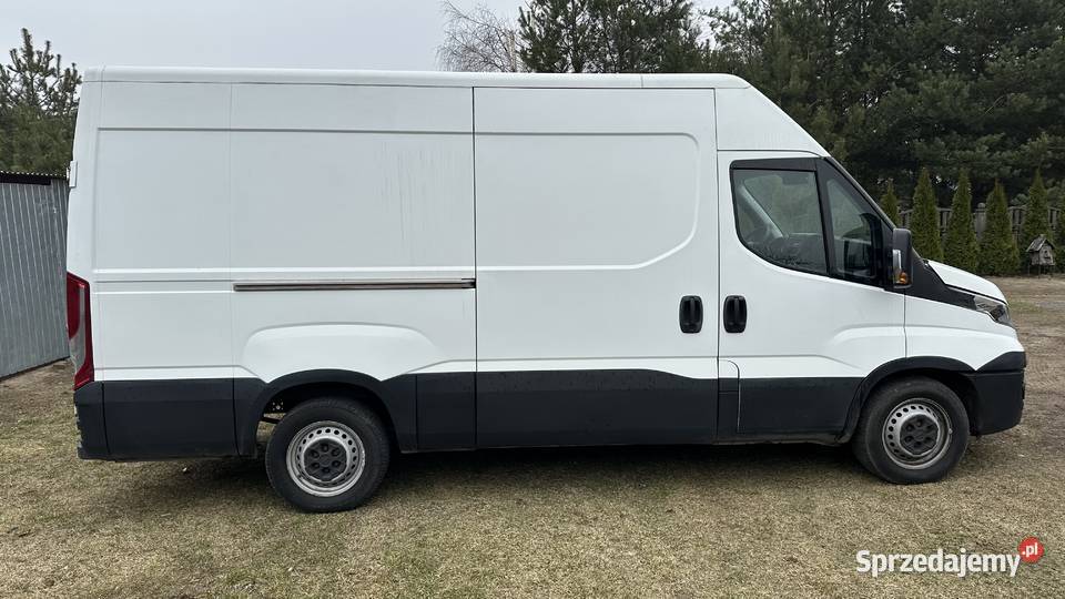 Iveco Daily 35S15 2016r 23L 143 Navi kamera Nowa Cerkiew